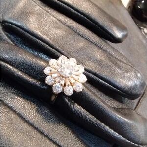 18k yellow gold cluster Diamond Ring